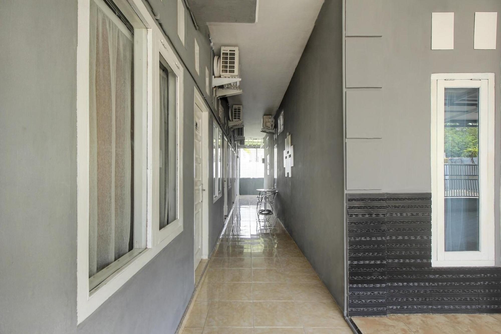 Oyo Life 3415 Penginapan Wimane Palimbão Exterior foto